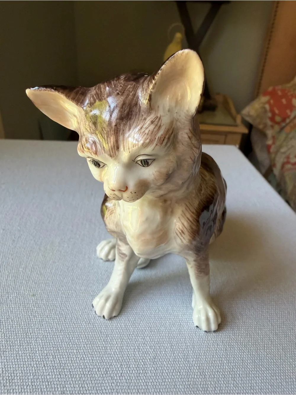 Vintage Glazed Ceramic Cat Figurine in Brown / White - Decorative Pet Statue